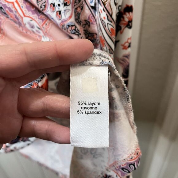 24/7 By Maurices Pink Paisley Cap Sleeve Boho Top Blouse Womens Size 2XL Cottage - Picture 6 of 10